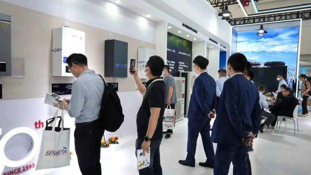 小松鼠30周年超薄冷凝炉引领全预混时代,IOT智慧物联开启采暖新篇章(图9) 小松鼠30周年超薄冷凝炉引领全预混时代,IOT智慧物联开启采暖新篇章(图9)