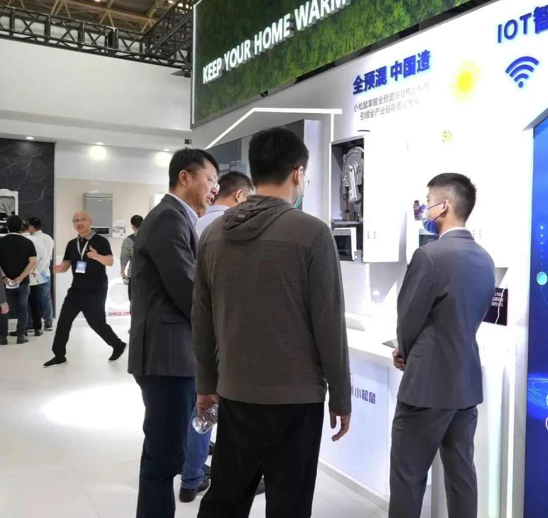 小松鼠30周年超薄冷凝炉引领全预混时代,IOT智慧物联开启采暖新篇章(图12) 小松鼠30周年超薄冷凝炉引领全预混时代,IOT智慧物联开启采暖新篇章(图12)