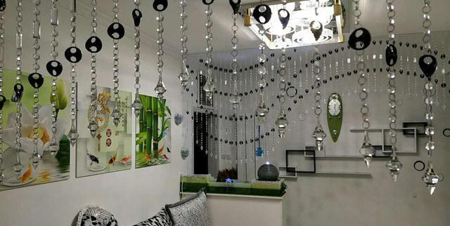 如何挑选水晶帘子珠窗帘？揭示颜色风水奥秘(图2)